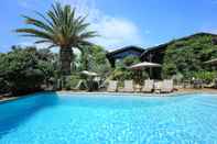 Swimming Pool Lodge De Charme A Cheda