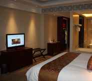 Bedroom 2 New Century Fengming Resort Zaozhuang