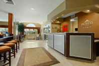 Lobby Microtel Inn & Suites by Wyndham Dickinson