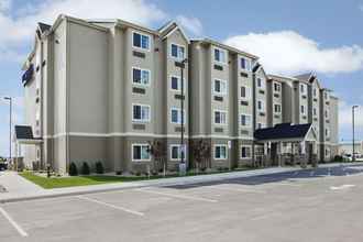 Exterior 4 Microtel Inn & Suites by Wyndham Williston