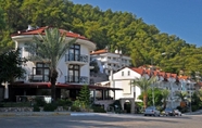 Exterior 2 Grand Ata Park Hotel