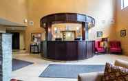 Lobi 2 Comfort Inn & Suites