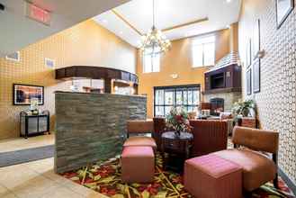 Lobi 4 Comfort Inn & Suites