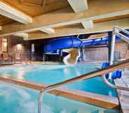 Entertainment Facility 5 Best Western Premier KC Speedway Inn & Suites