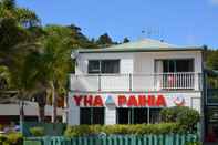 Exterior Bay of Islands Lodge - Hostel