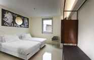 Bedroom 7 Aiden by Best Western JHD Dunant Hotel