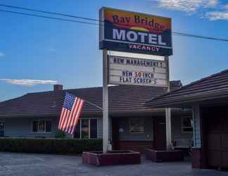 Exterior 2 Bay Bridge Motel