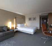 Kamar Tidur 2 Hilton London Heathrow Airport Terminal 5