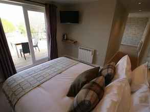 Kamar Tidur 4 The Fox & Hounds