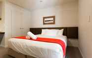 Kamar Tidur 5 The Glebe Apartments