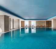 Swimming Pool 2 Sheraton Zhenjiang Hotel