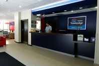 Lobby Travelodge Valencia Aeropuerto