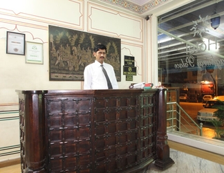 Lobby 2 Hotel Raghuraj Palace