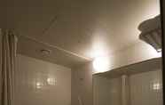 Toilet Kamar 5 Laguna Suite Hotel & Wedding Nagoya