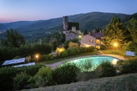 Swimming Pool Rocca di Pierle