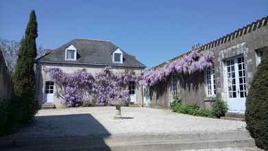 Bangunan 4 Abbaye de Villeneuve