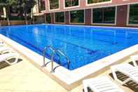 Swimming Pool Dubai International Hotel
