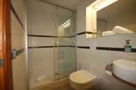 In-room Bathroom Sitges Apartment