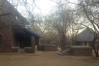 Exterior Le Roux Lodge