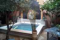 Swimming Pool Riad Tara