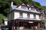 Exterior Lorna Doone House