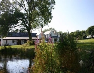 Exterior 2 Jabajak Vineyard Restaurant With Rooms