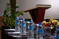 Functional Hall Fraser Suites Doha