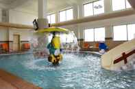 สระว่ายน้ำ Hampton Inn & Suites by Hilton Fargo Medical Center