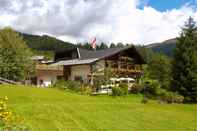 Exterior Ski- & Wanderhotel Berghof