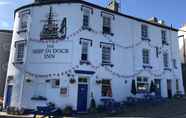 Exterior 3 Ship in Dock Inn