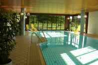 Swimming Pool Flair Park-Hotel Ilshofen