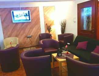 Sảnh chờ 2 Hotel Garni Goldene Traube