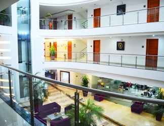 Sảnh chờ 2 Hotel Atrium Plaza