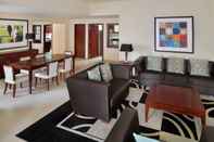 Ruang Umum Delta hotels by Marriott Jumeirah Beach, Dubai