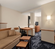 Common Space 3 Fairfield Inn & Suites by Marriott Tupelo