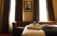 Bedroom 7 Glenferrie Hotel