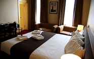 Bedroom 6 Glenferrie Hotel