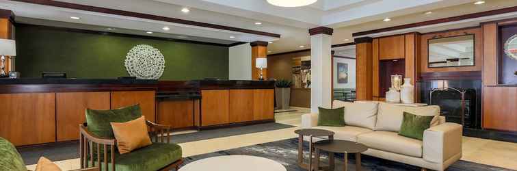 Lobby Fairfield Inn & Suites Mahwah