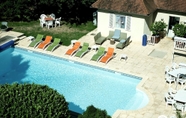 สระว่ายน้ำ 2 Relais du Quercy