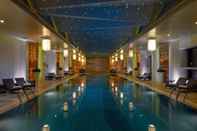 Swimming Pool Radisson Blu Hotel Liuzhou