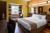 Bedroom SureStay Plus Hotel by Best Western Buckhannon