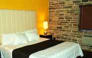 Kamar Tidur 6 Surfside Motel