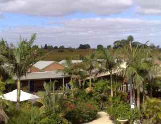 Exterior 2 McLaren Vale Motel & Apartments