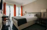 Kamar Tidur 7 Royal Hotel