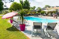 Swimming Pool Brit Hotel Nantes Vigneux - L'Atlantel