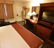 ห้องนอน 5 Travelodge by Wyndham North Battleford