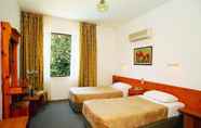 Bedroom 4 Pinar Hotel