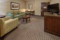 Common Space Hilton Garden Inn Tulsa Midtown