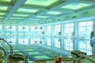 Swimming Pool Ramada Beijing North