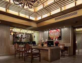 Lobby 2 Ramada Beijing North